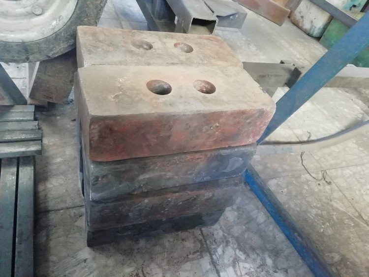 چکش آسیاب چکشی | Hammer Mill Hammer | چکش ضد سایش آسیاب | سورنا پردیس خاورمیانه